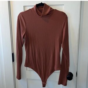 Everlane Mockneck Long Sleeve Rust Bodysuit